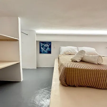 Empyrean Town Apartment Mykonos Town
